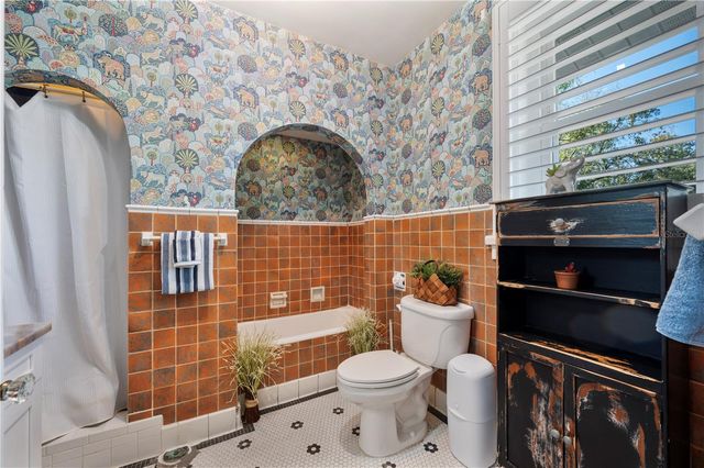 2214 COVENTRY AVENUE, Lakeland, FL 33803