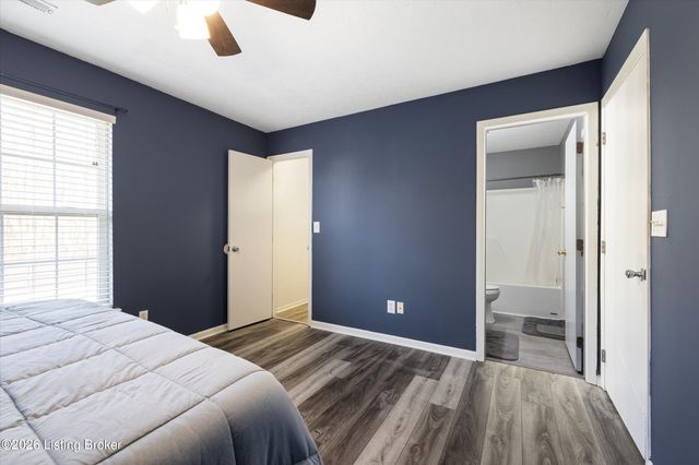 7822 Westbrook Rd, Louisville, KY 40258