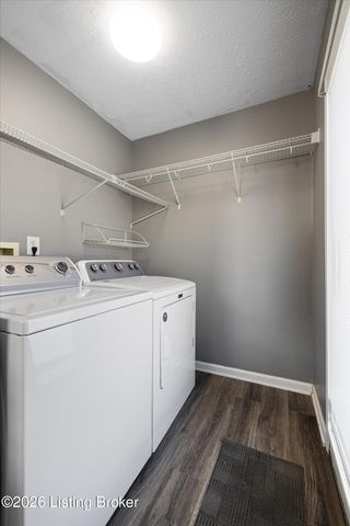 7822 Westbrook Rd, Louisville, KY 40258