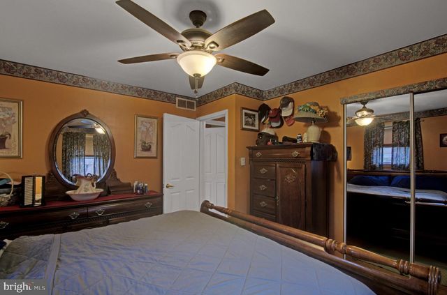 602 MAY AVE, Clayton, NJ 08312