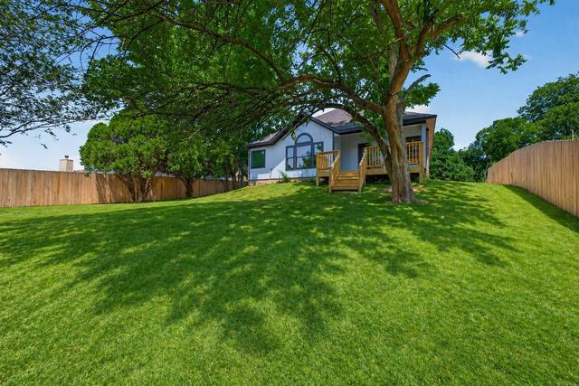 12431 Green Ridge Drive, Willis, TX 77318