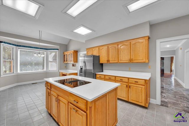 98 beverly Drive, Bonaire, GA 31005