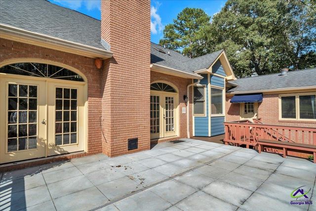 98 beverly Drive, Bonaire, GA 31005