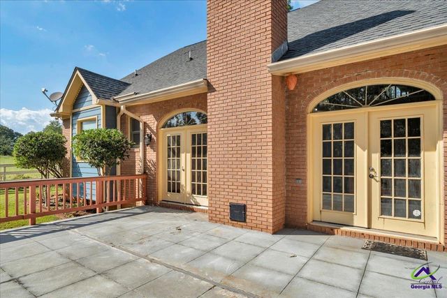 98 beverly Drive, Bonaire, GA 31005