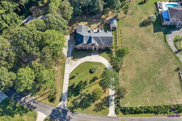 98 beverly Drive, Bonaire, GA 31005
