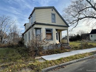 3814 Rolf Place, Detroit, MI 48214