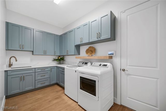 3273 Belon LN, Naples, FL 34114