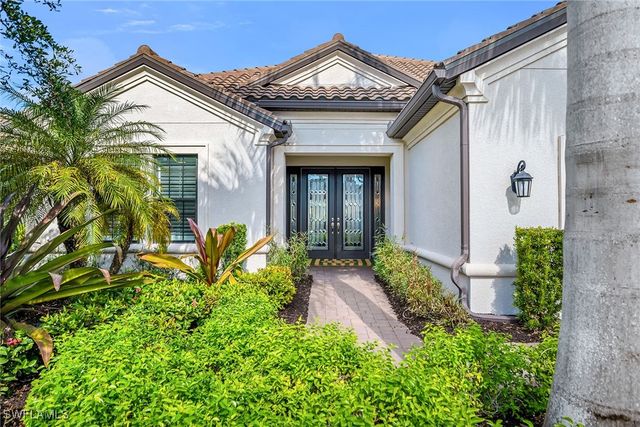 3273 Belon LN, Naples, FL 34114
