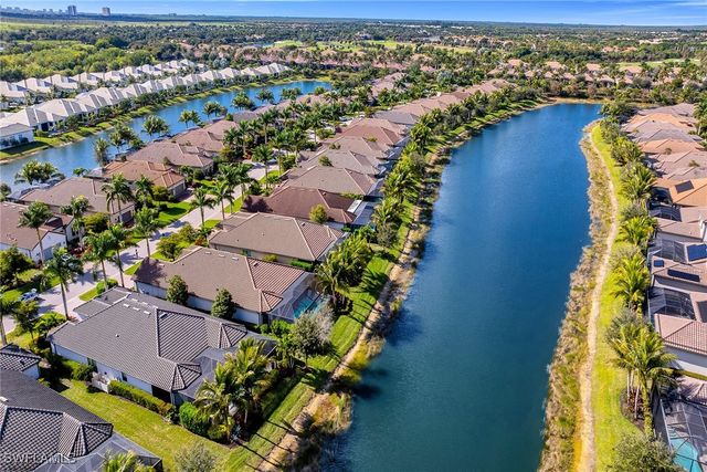 3273 Belon LN, Naples, FL 34114