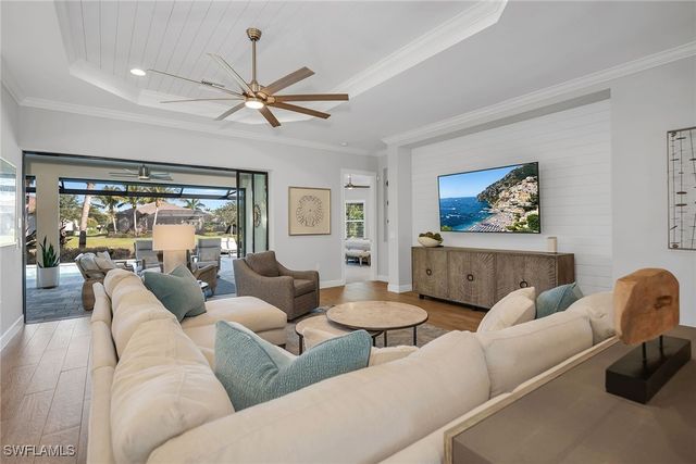 3273 Belon LN, Naples, FL 34114