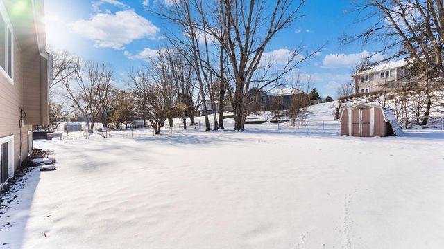 16407 Griffon Trail, Lakeville, MN 55044