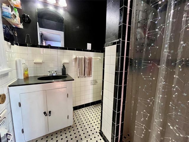 1710 N Park Avenue, Shawnee, OK 74804