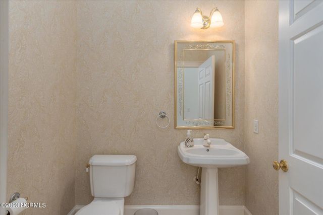 3422 Buena Vista Court, Kinston, NC 28504