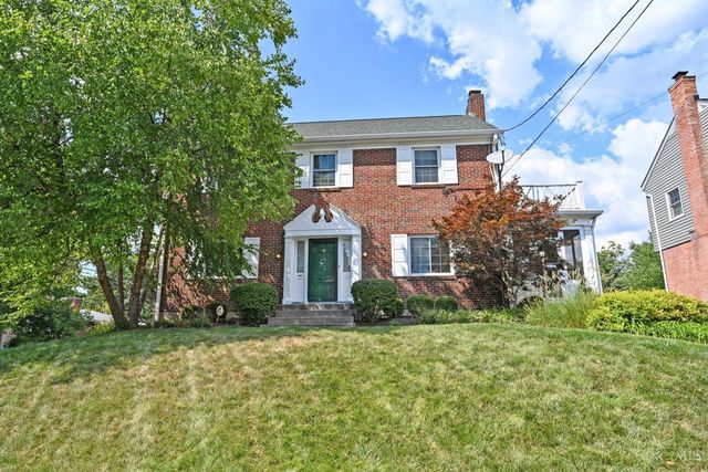 1096 Sunnyslope Drive, Cincinnati, OH 45229