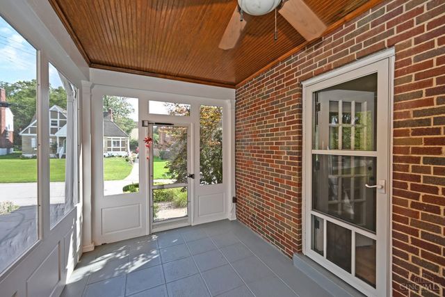 1096 Sunnyslope Drive, Cincinnati, OH 45229