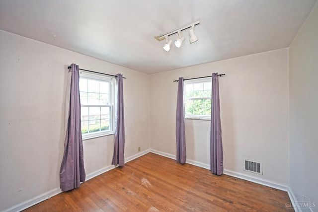 1096 Sunnyslope Drive, Cincinnati, OH 45229
