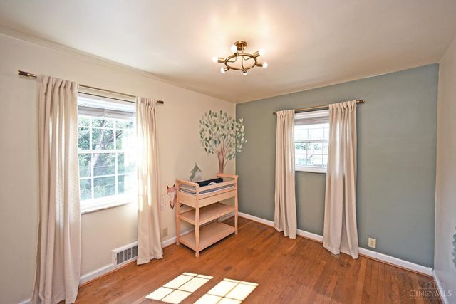1096 Sunnyslope Drive, Cincinnati, OH 45229