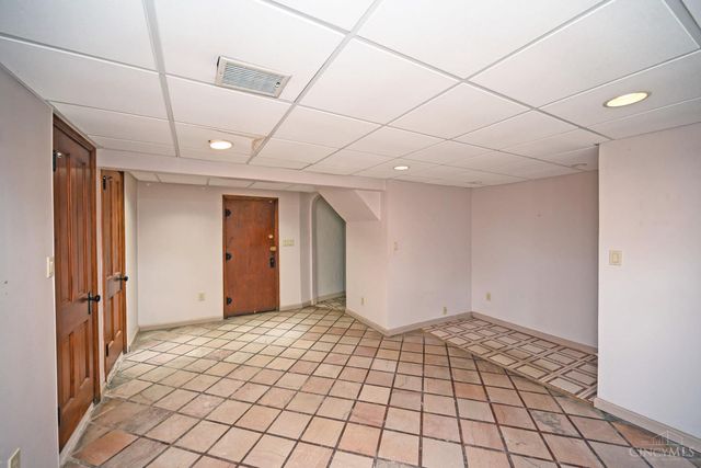 1096 Sunnyslope Drive, Cincinnati, OH 45229