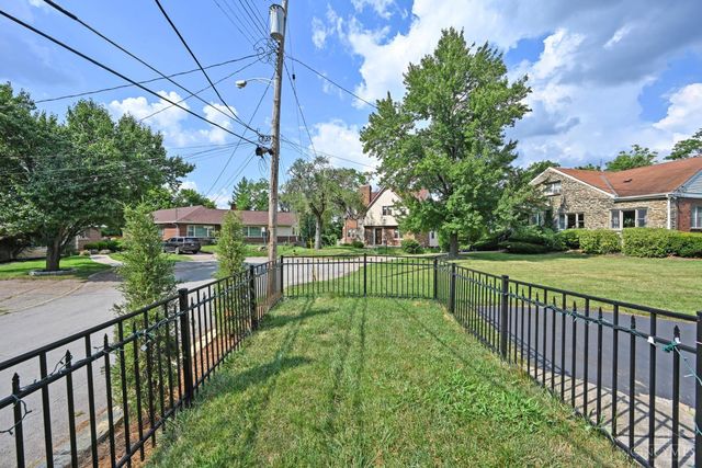1096 Sunnyslope Drive, Cincinnati, OH 45229