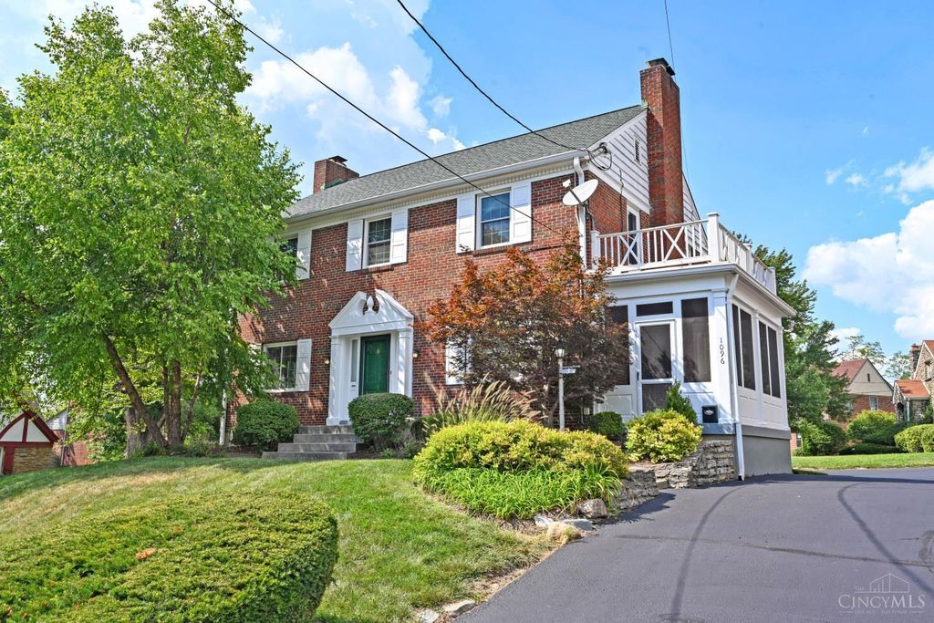 1096 Sunnyslope Drive, Cincinnati, OH 45229
