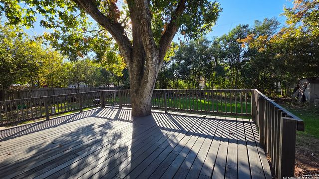 6320 Fox, San Antonio, TX 78233