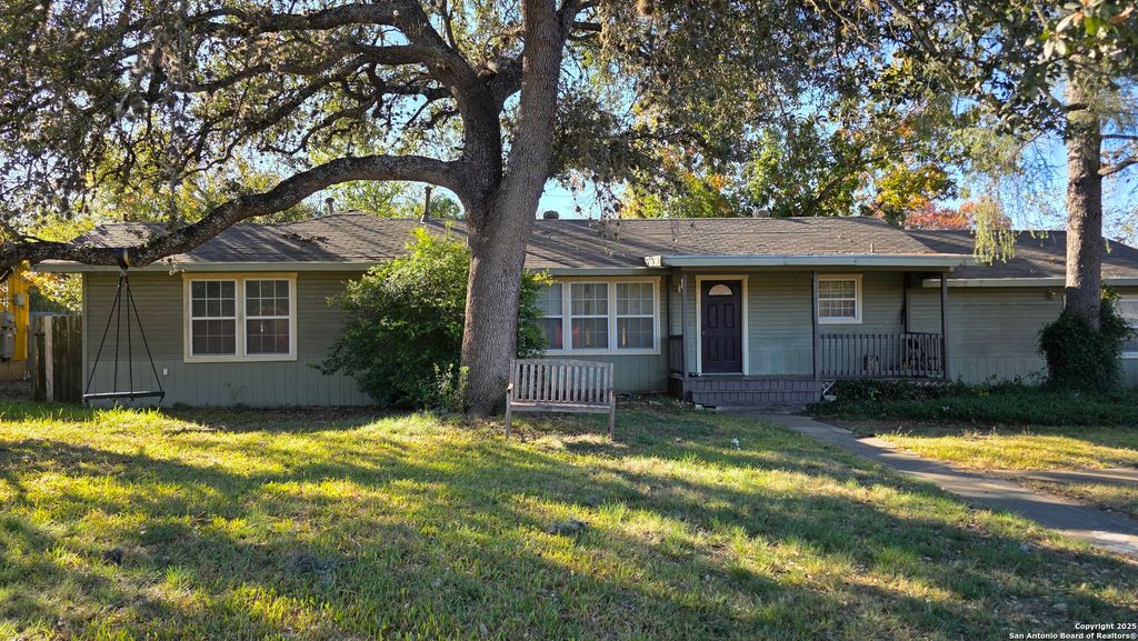 6320 Fox, San Antonio, TX 78233