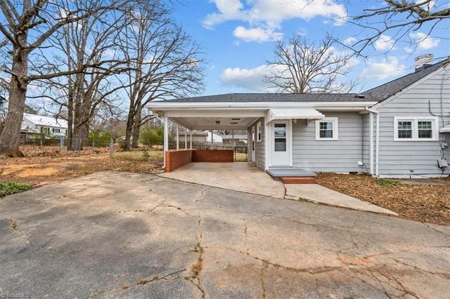 131 Hawthorne Drive, Asheboro, NC 27205