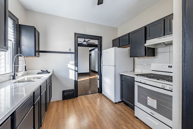 1227 Emerald Avenue, Chicago Heights, IL 60411