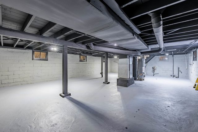 1227 Emerald Avenue, Chicago Heights, IL 60411