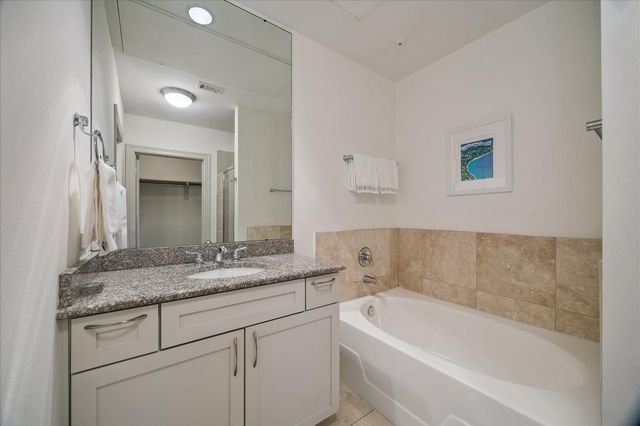 3333 Allen Parkway 2107, Houston, TX 77019