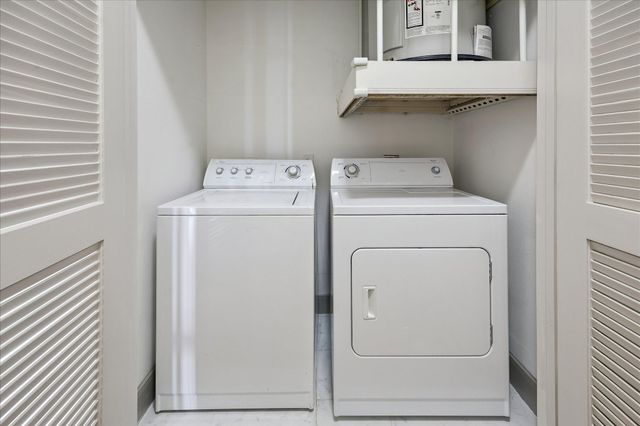 3333 Allen Parkway 2107, Houston, TX 77019