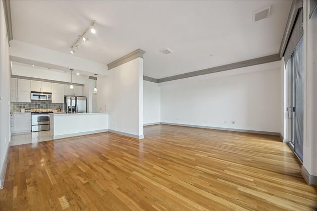 3333 Allen Parkway 2107, Houston, TX 77019