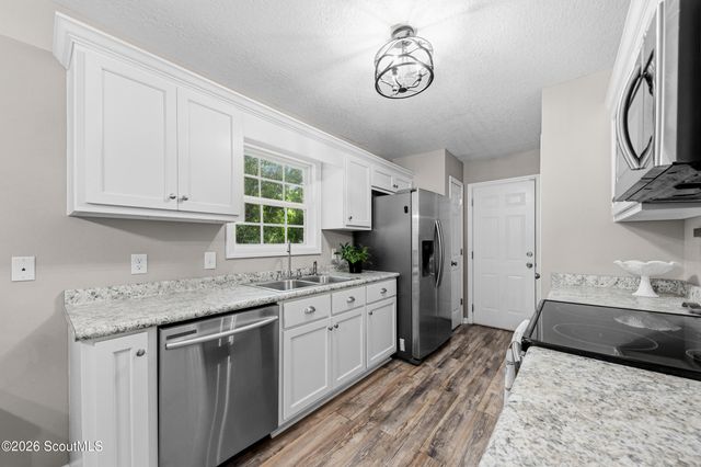 240 Creekwood Drive, Kingsland, GA 31548