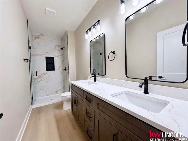 11765 S 125 Street, Papillion, NE 68046