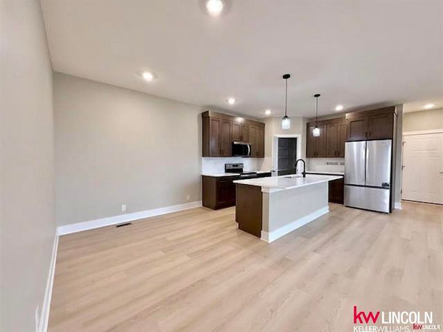 11765 S 125 Street, Papillion, NE 68046
