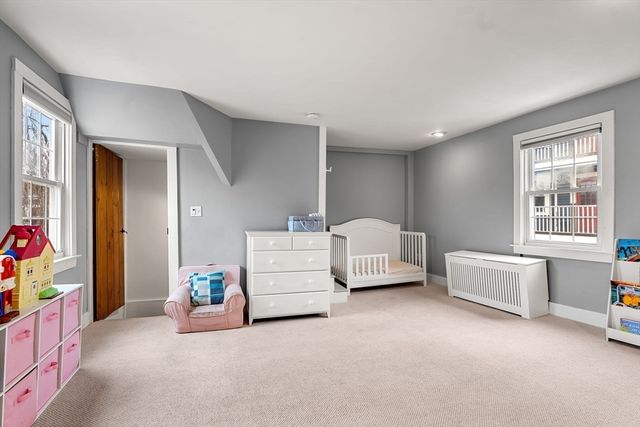 10 Turner St, Salem, MA 01970