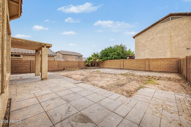 43298 W BLAZEN Trail, Maricopa, AZ 85138