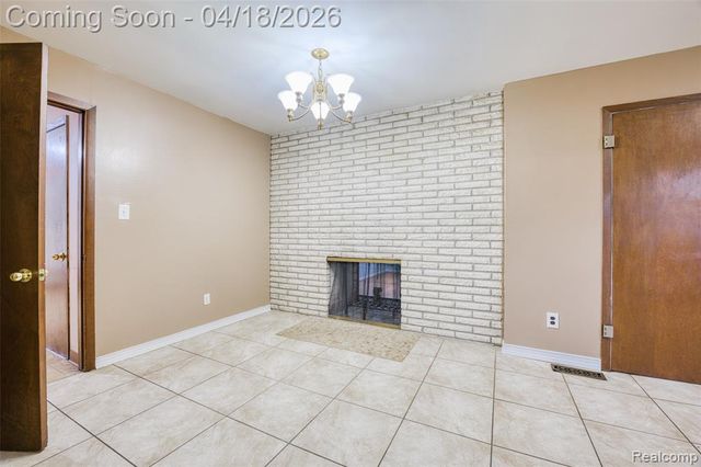 29840 Mason Street, Livonia, MI 48154