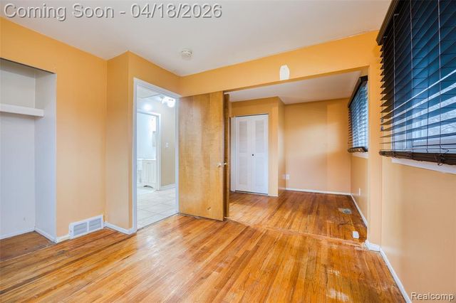 29840 Mason Street, Livonia, MI 48154