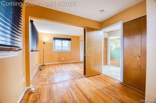 29840 Mason Street, Livonia, MI 48154