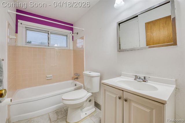 29840 Mason Street, Livonia, MI 48154
