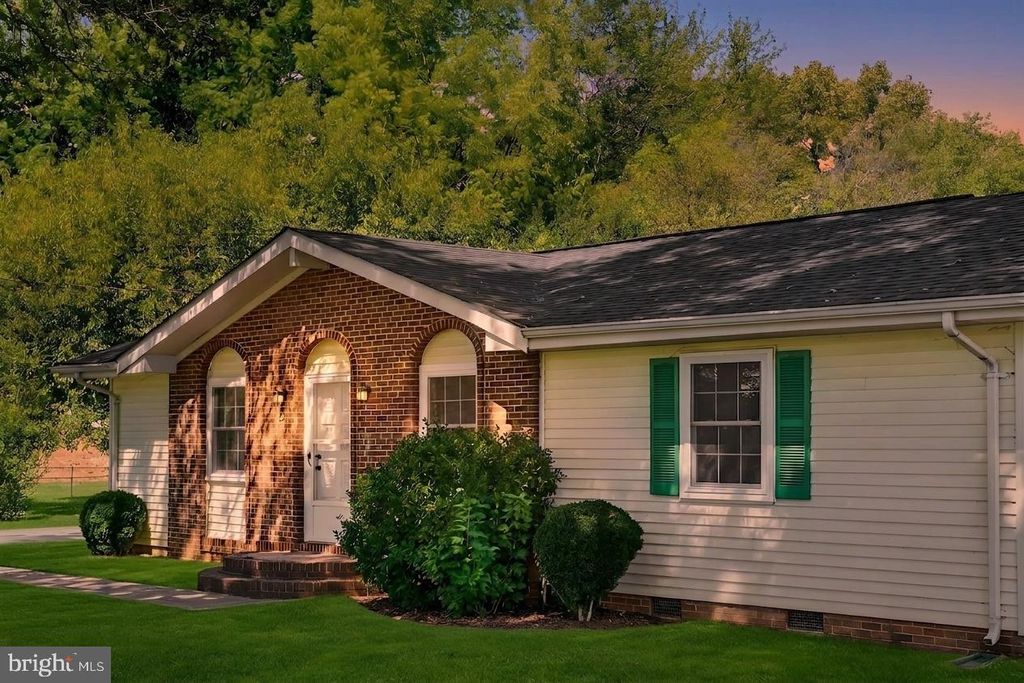 11269 CEDAR AVE, Culpeper, VA 22701