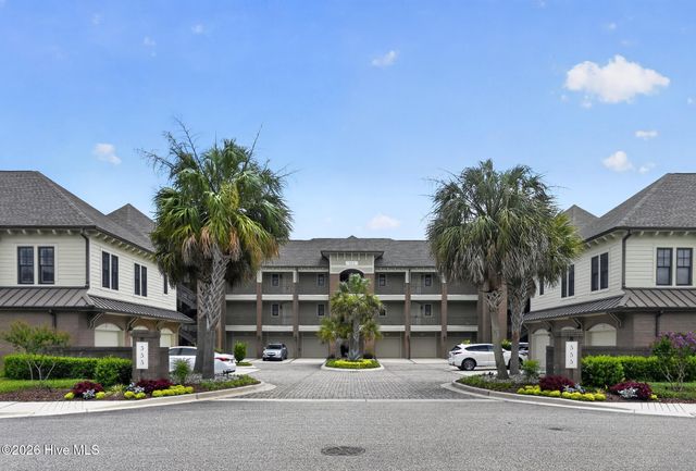 555 Grande Manor Court 302, Wilmington, NC 28405