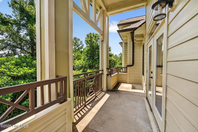 555 Grande Manor Court 302, Wilmington, NC 28405