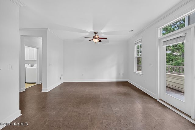 555 Grande Manor Court 302, Wilmington, NC 28405