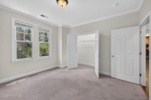555 Grande Manor Court 302, Wilmington, NC 28405