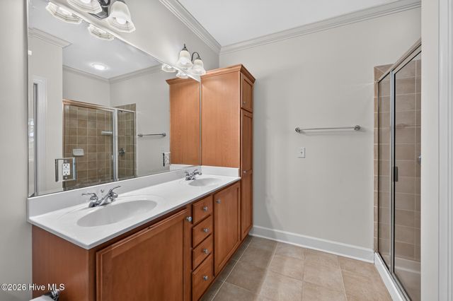 555 Grande Manor Court 302, Wilmington, NC 28405