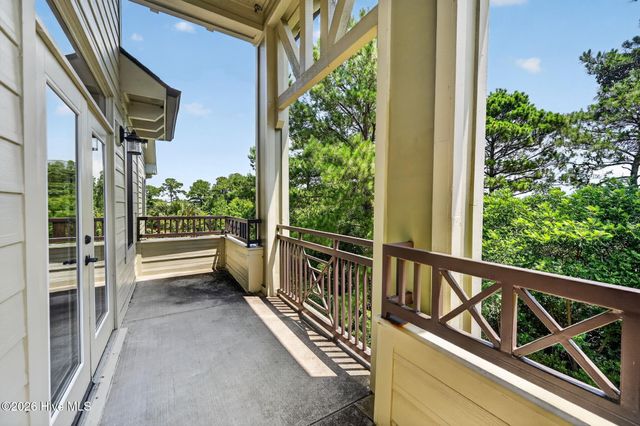 555 Grande Manor Court 302, Wilmington, NC 28405