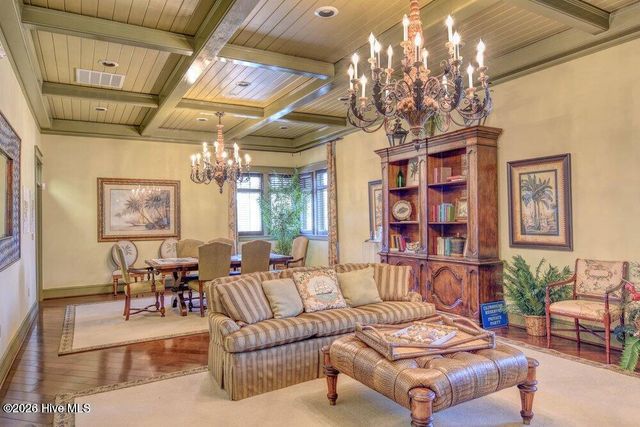 555 Grande Manor Court 302, Wilmington, NC 28405