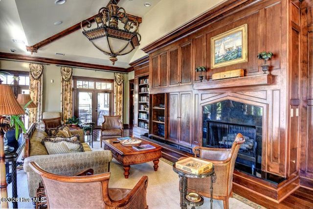 555 Grande Manor Court 302, Wilmington, NC 28405